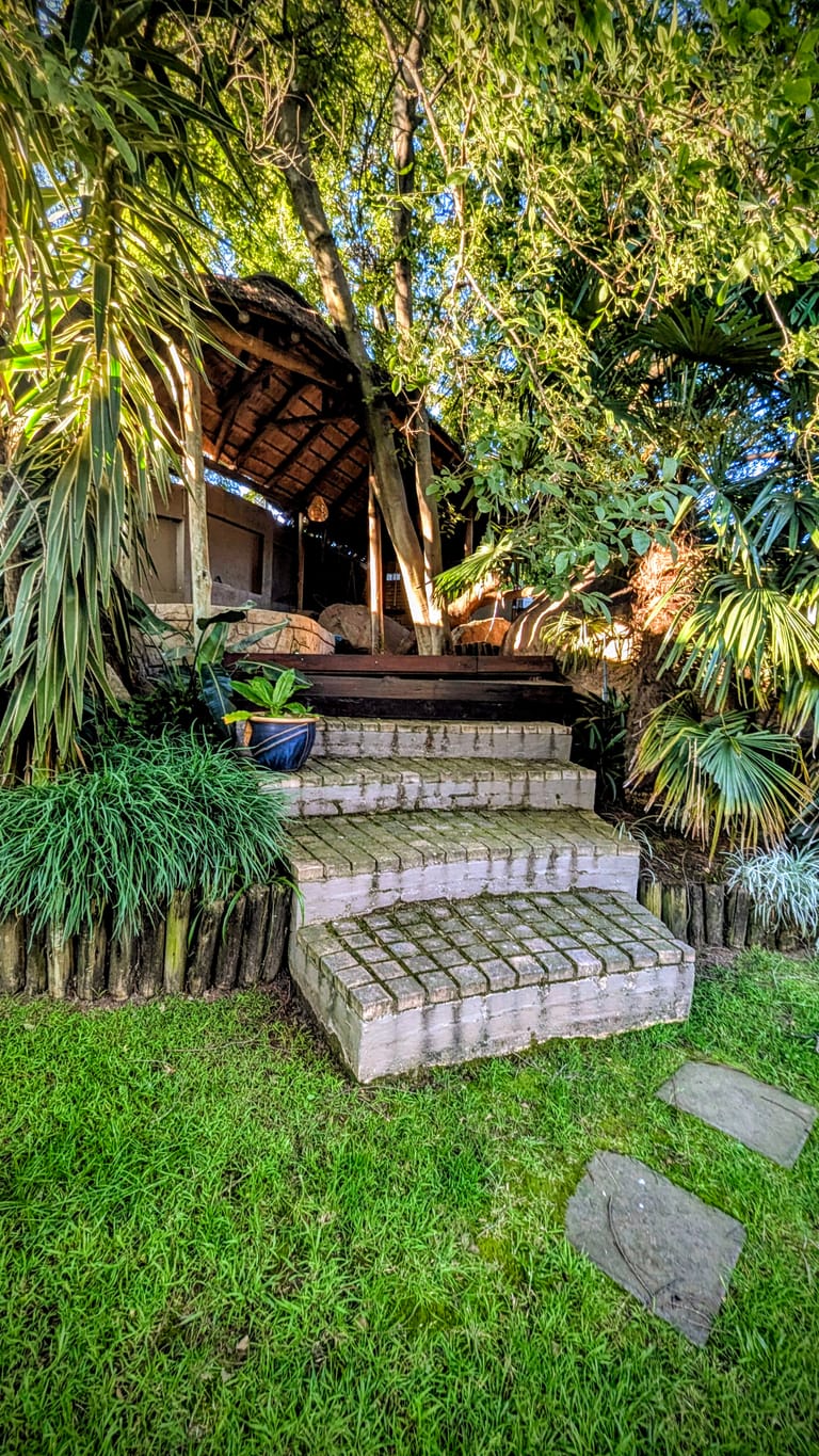 Garden nook with ornamental grasses